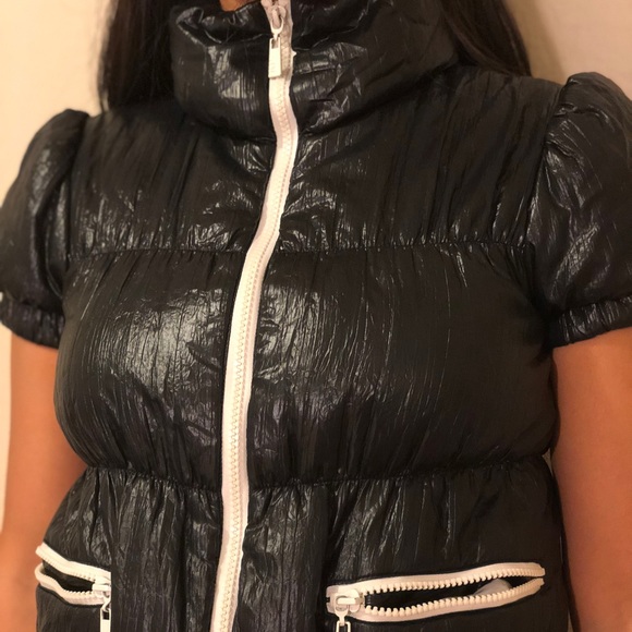 Set - Picture 3 of 8